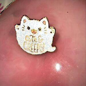 Cute Cat Enamel Pin - White and Gold